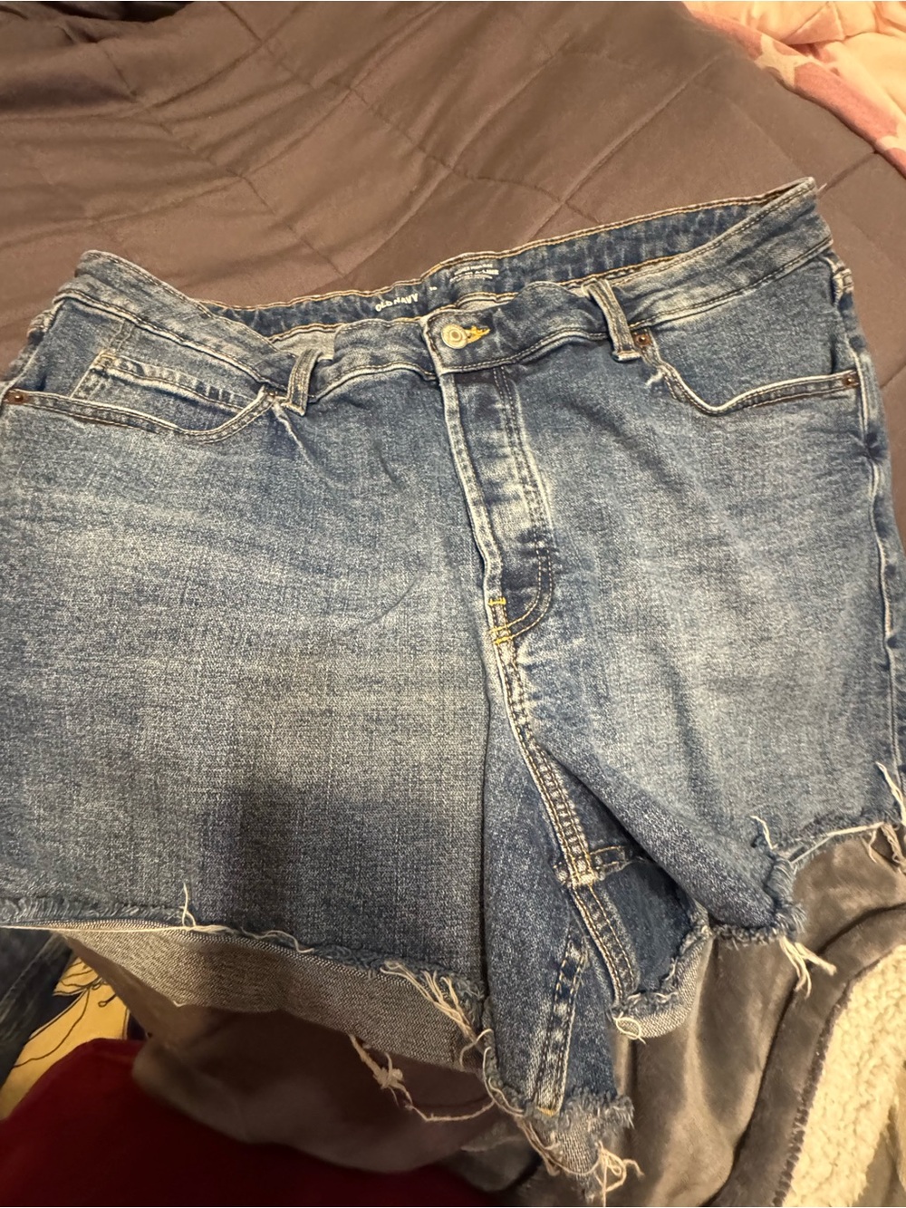 Old Navy Distressed Blue Denim Ankle-Cropped Jeans
